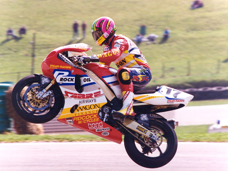 Ray Stringer over Cadwells 'Mountain'