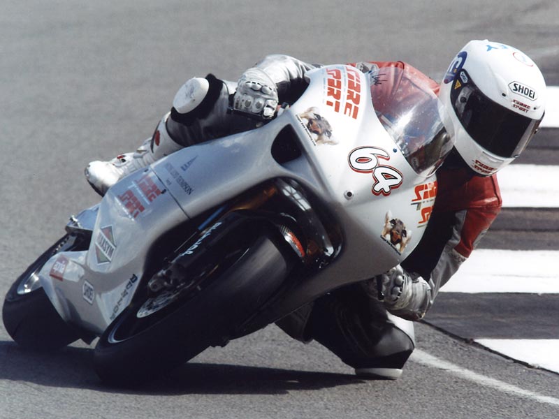 Luke on the Sabre Sport 2007 Spec Aprilia RSW250 at the Donnington park Moto Gp 2009 He finished 13th